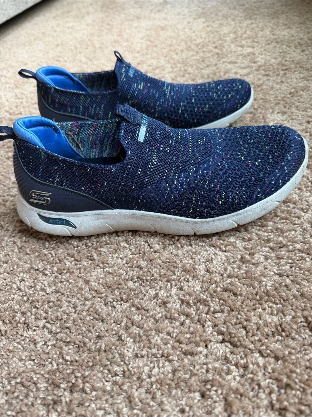 Skechers Navy Slip-On Knit Sneakers with Multicolor Speckle Size 8.5